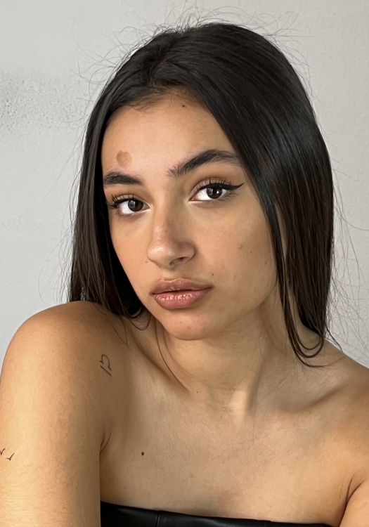 EVA LIMONCHI